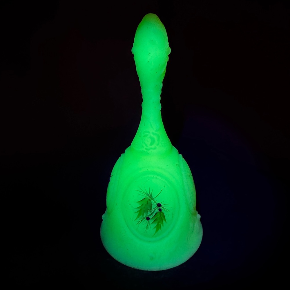 Vintage Uranium Glass Fenton Bell